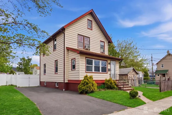 $549,000 | 2 Lillian Terrace, Woodbridge, NJ 07095