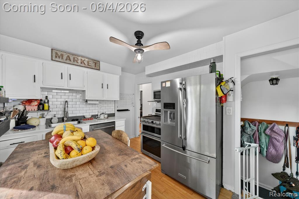 22729 Cleveland Street Dearborn, MI 48124 - Photo 10 of 32