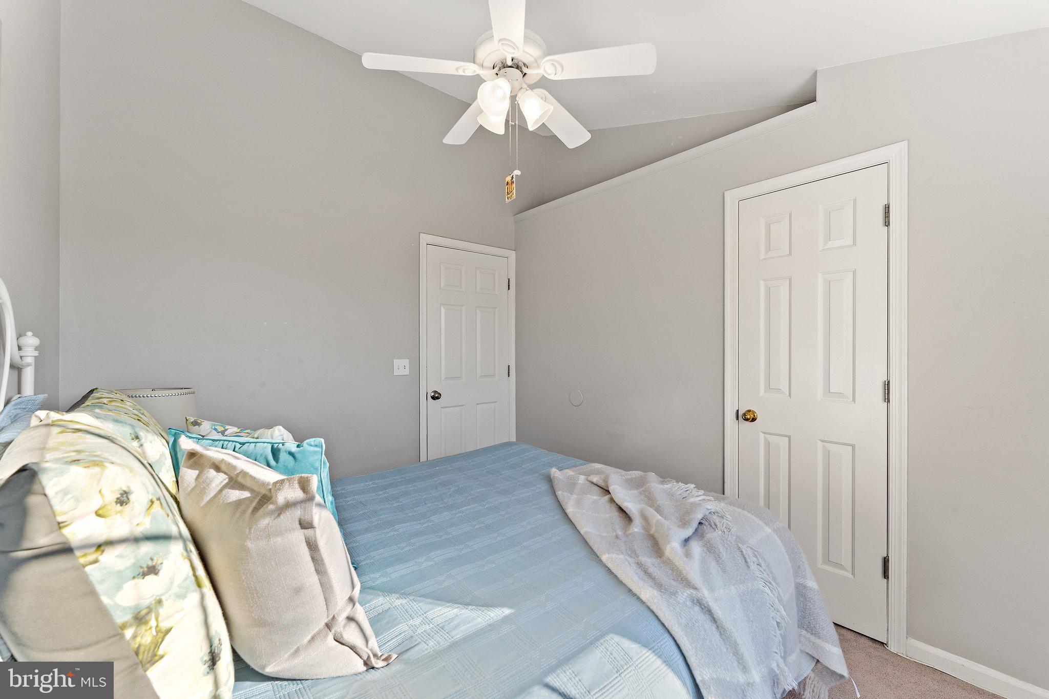 45304 Gable Square Sterling, VA 20164 - Photo 18 of 28 Bedroom 2 additional storage above closet