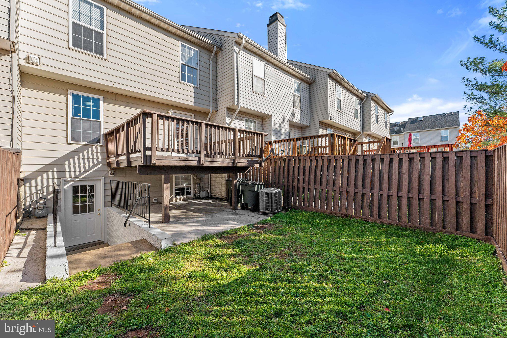 45304 Gable Square Sterling, VA 20164 - Photo 27 of 28 Basement walks out to backyard.