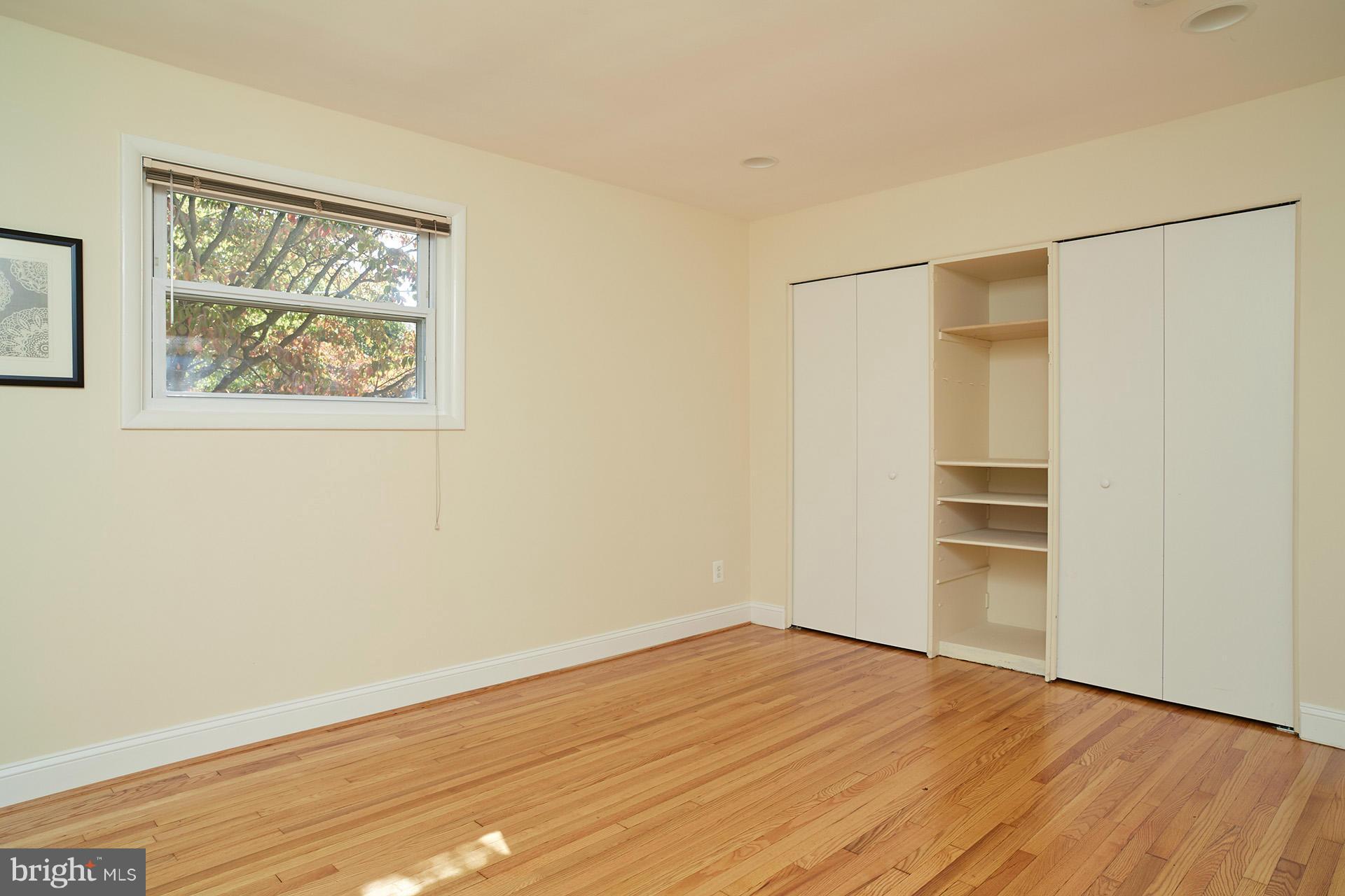 420 Torrington Place Silver Spring, MD 20901 - Photo 17 of 30 Bedroom