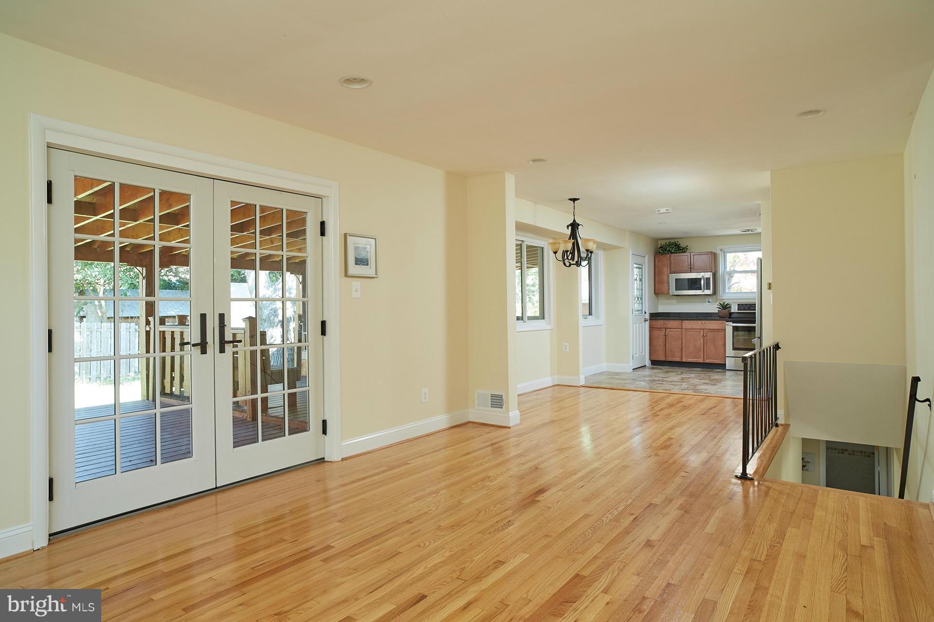 420 Torrington Place Silver Spring, MD 20901 - Photo 7 of 30 Dining Room