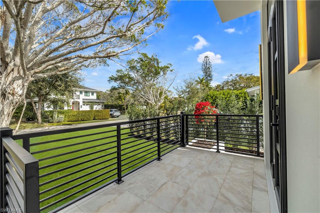 1150 8th Terrace North Naples, FL 34102 - Photo 31 of 39 View of balcony