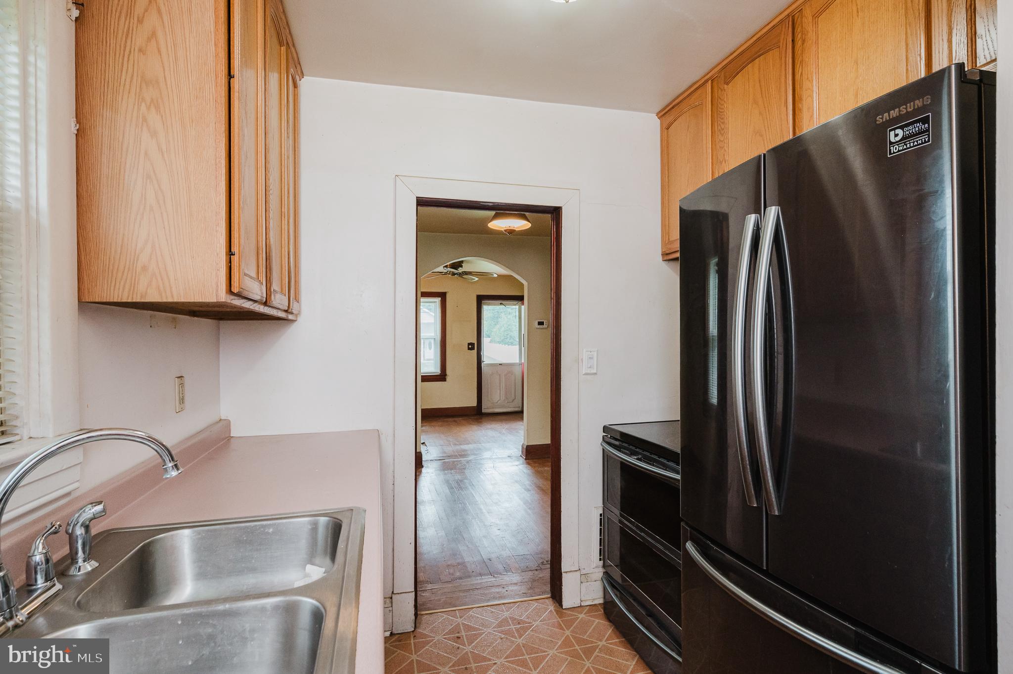 501 Middle River Road Baltimore, MD 21220 - Photo 14 of 39