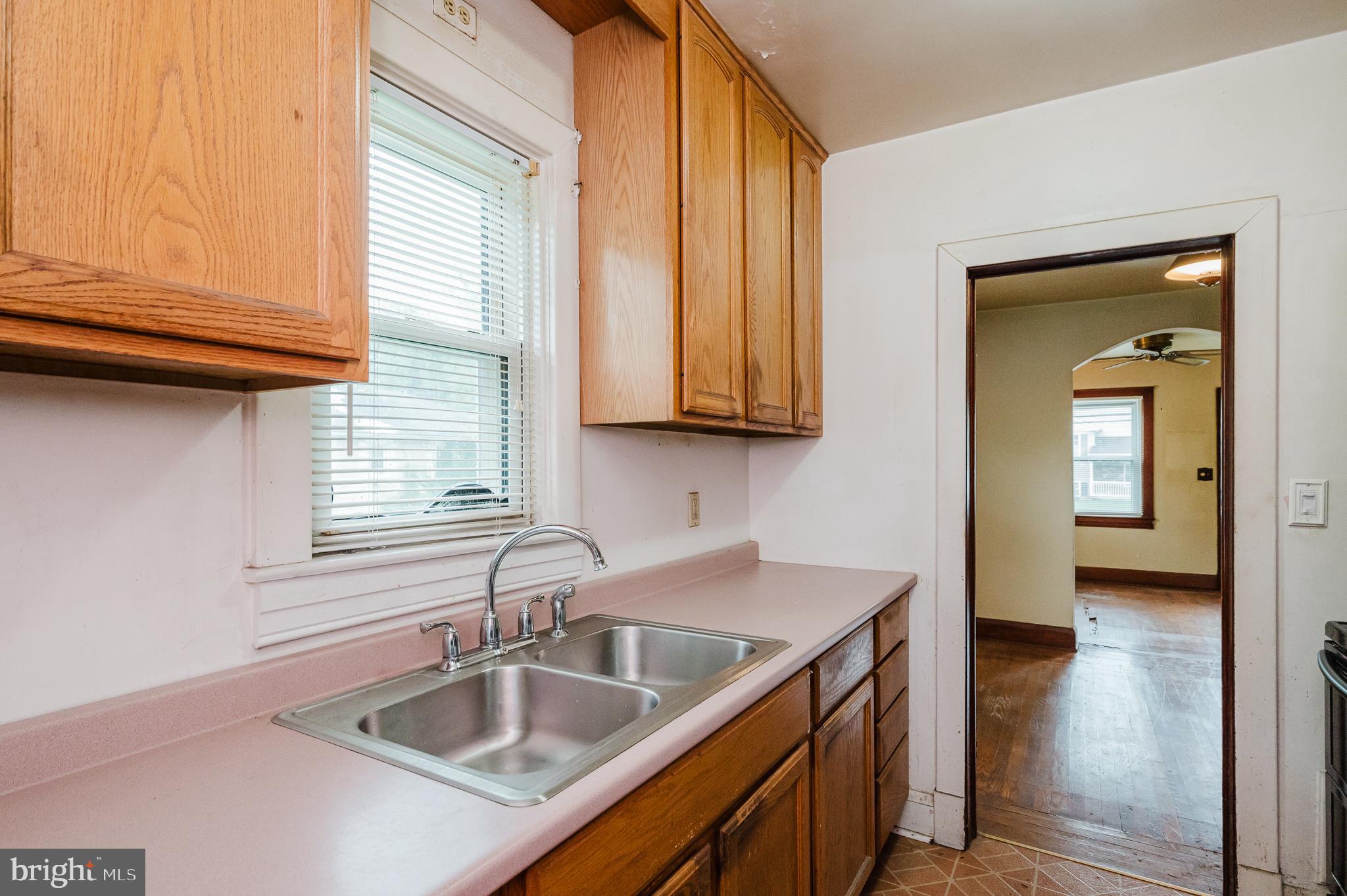 501 Middle River Road Baltimore, MD 21220 - Photo 15 of 39