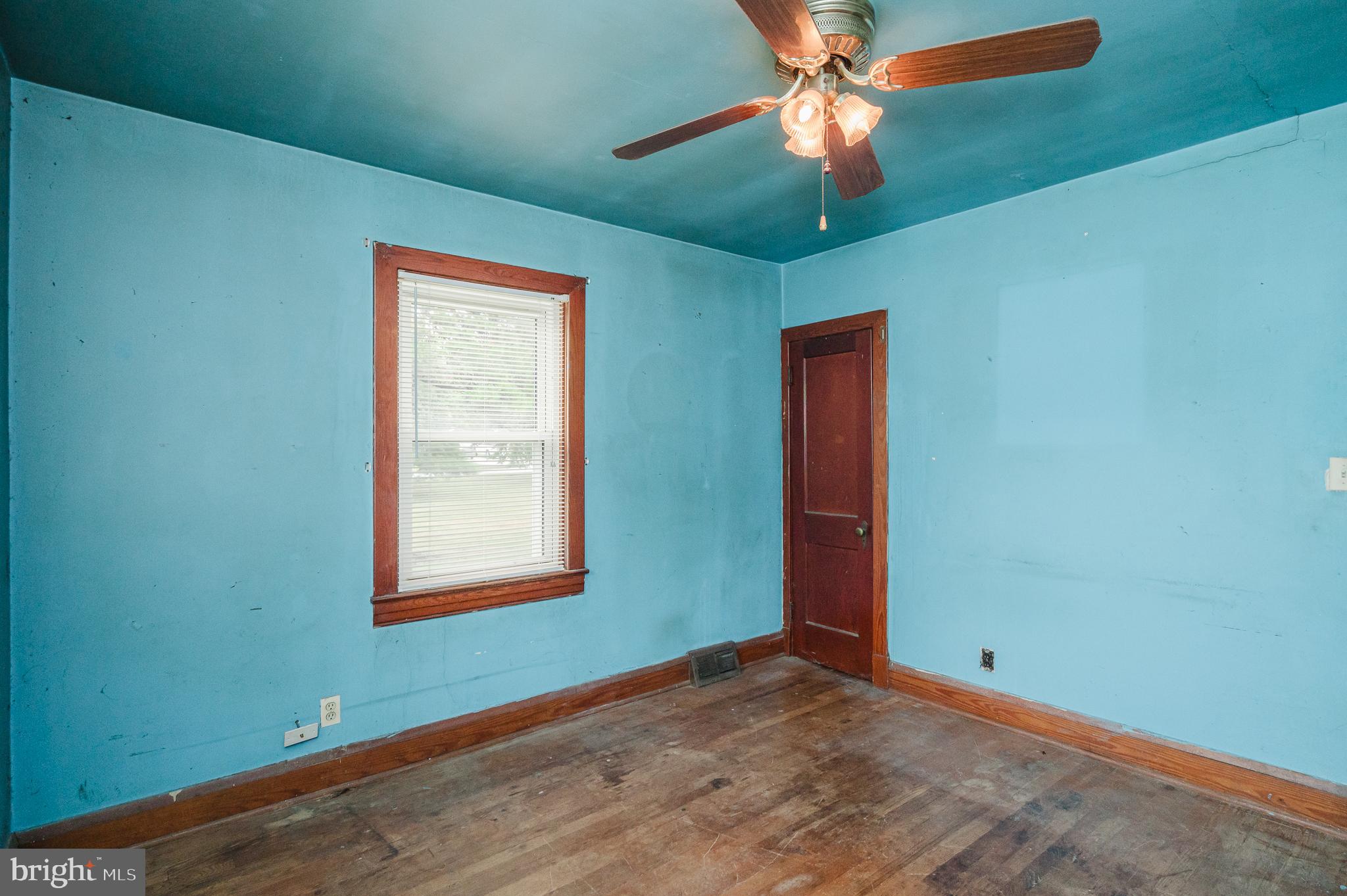 501 Middle River Road Baltimore, MD 21220 - Photo 19 of 39