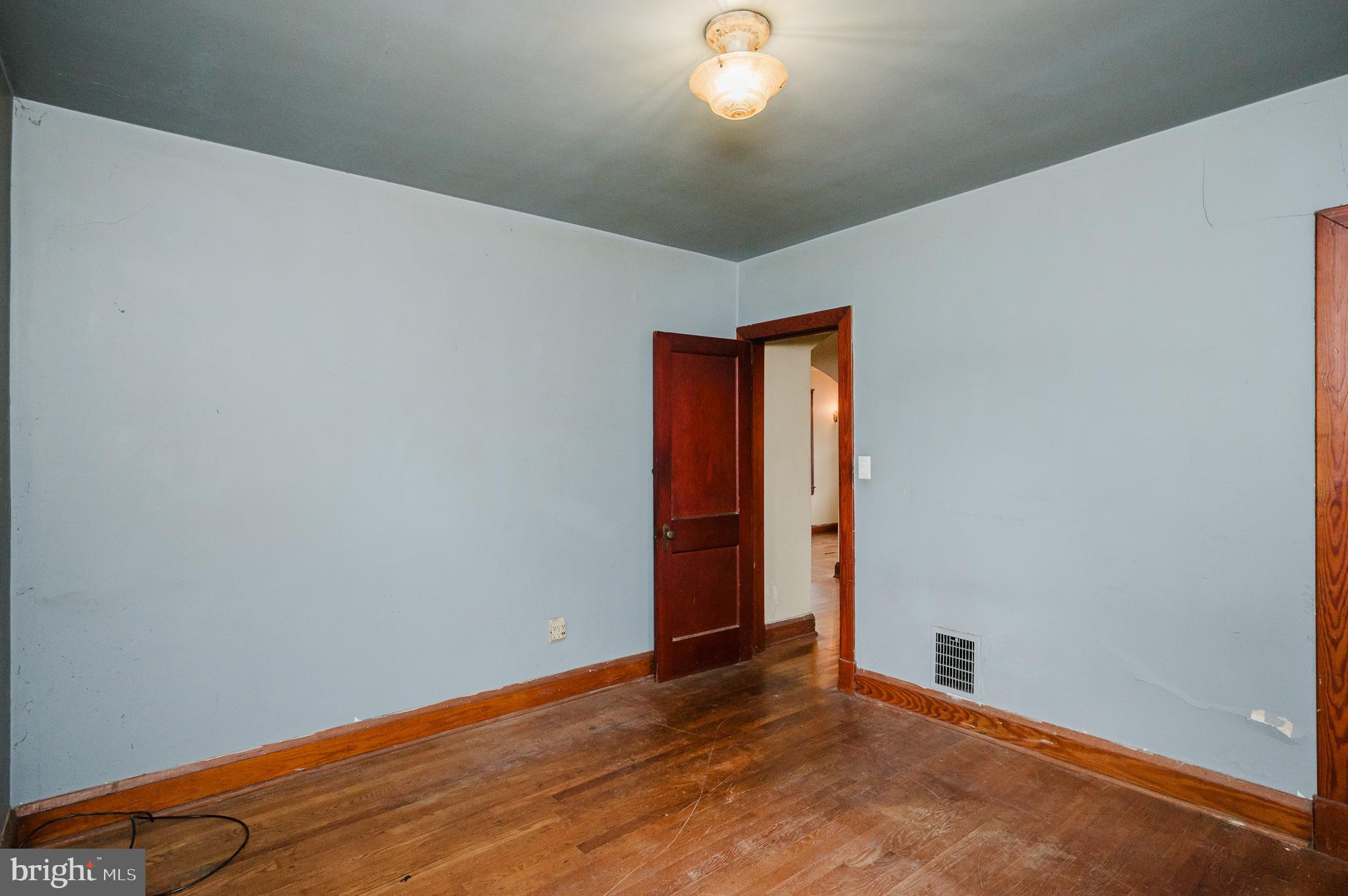 501 Middle River Road Baltimore, MD 21220 - Photo 23 of 39