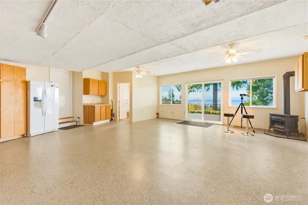 $1,295,000 | 8910 56th Place West, Mukilteo, WA 98275