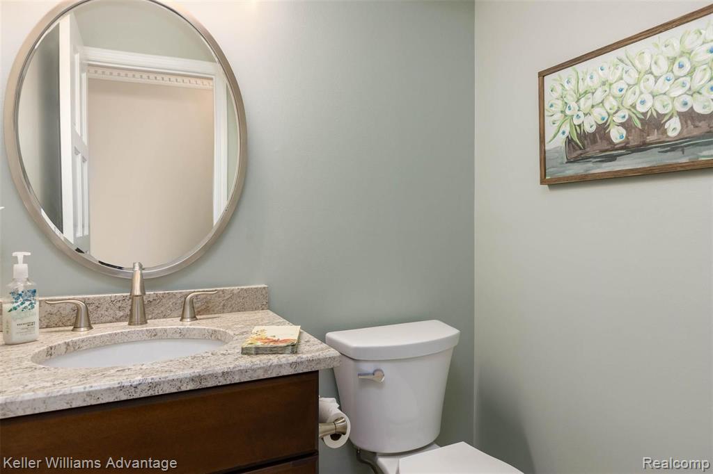 25325 Rutledge Crossing Farmington Hills, MI 48335 - Photo 17 of 56