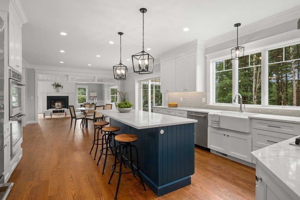 2 Woodcutter Road North Reading, MA 01864 - Photo 4 of 38 Gallery Image 4