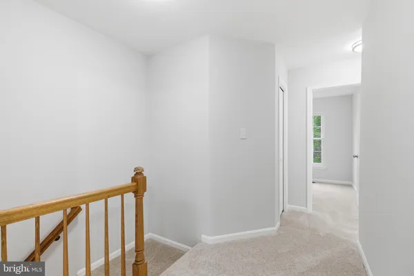 $575,000 | 22009 Guilford Station Terrace, Sterling, VA 20166
