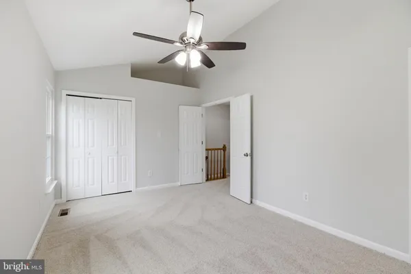 $575,000 | 22009 Guilford Station Terrace, Sterling, VA 20166