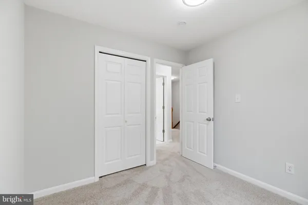 $575,000 | 22009 Guilford Station Terrace, Sterling, VA 20166