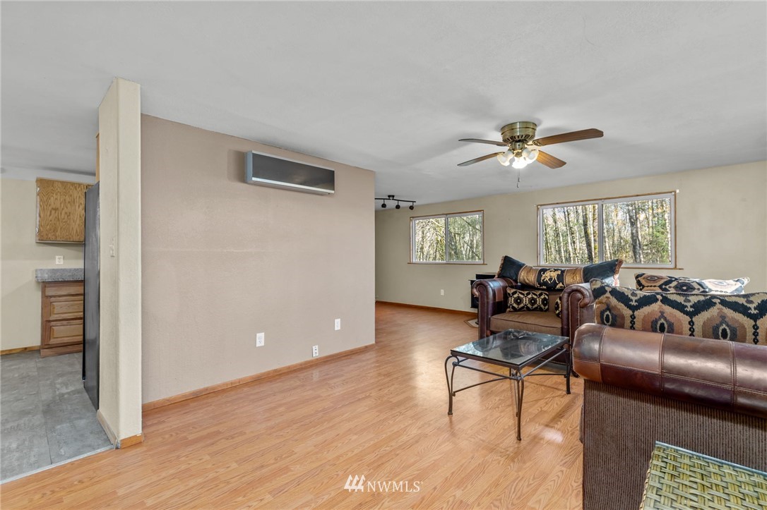 4405 Southwest County Line Road Port Orchard, WA 98367 - Photo 5 of 33 Gallery Image 5