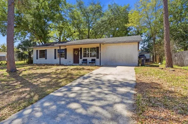$249,000 | 215 Carla Ann Court, Auburndale, FL 33823