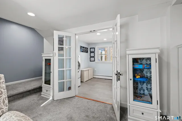 $480,000 | 420 Halladay Avenue West, Suffield, CT 06078