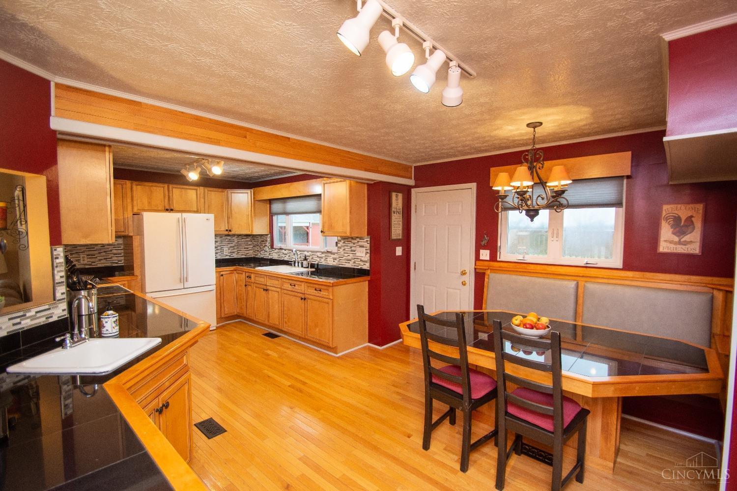 2055 Hatfield Road Lebanon, OH 45036 - Photo 5 of 41 Gallery Image 5