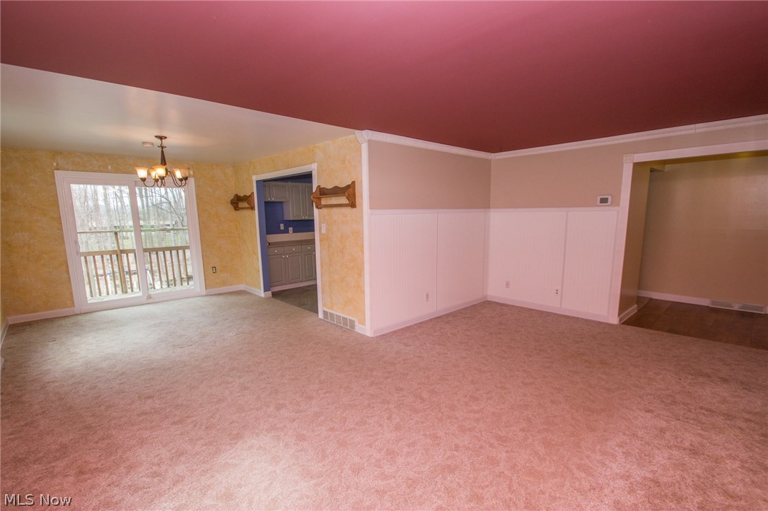 9066 Broadledge Road Macedonia, OH 44056 - Photo 4 of 35 Living and Dining rooms
