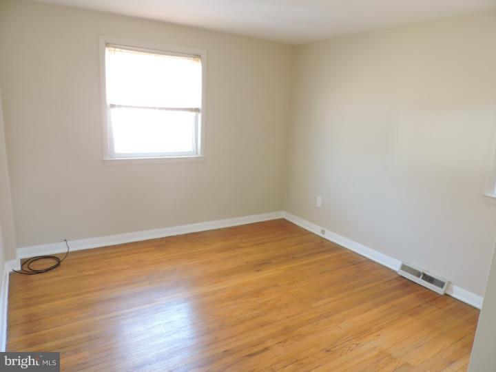 695 Vernon Road Springfield, PA 19064 - Photo 16 of 25