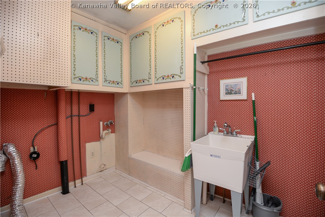 122 Casto Road Charleston, WV 25313 - Photo 12 of 50 Gallery Image 12