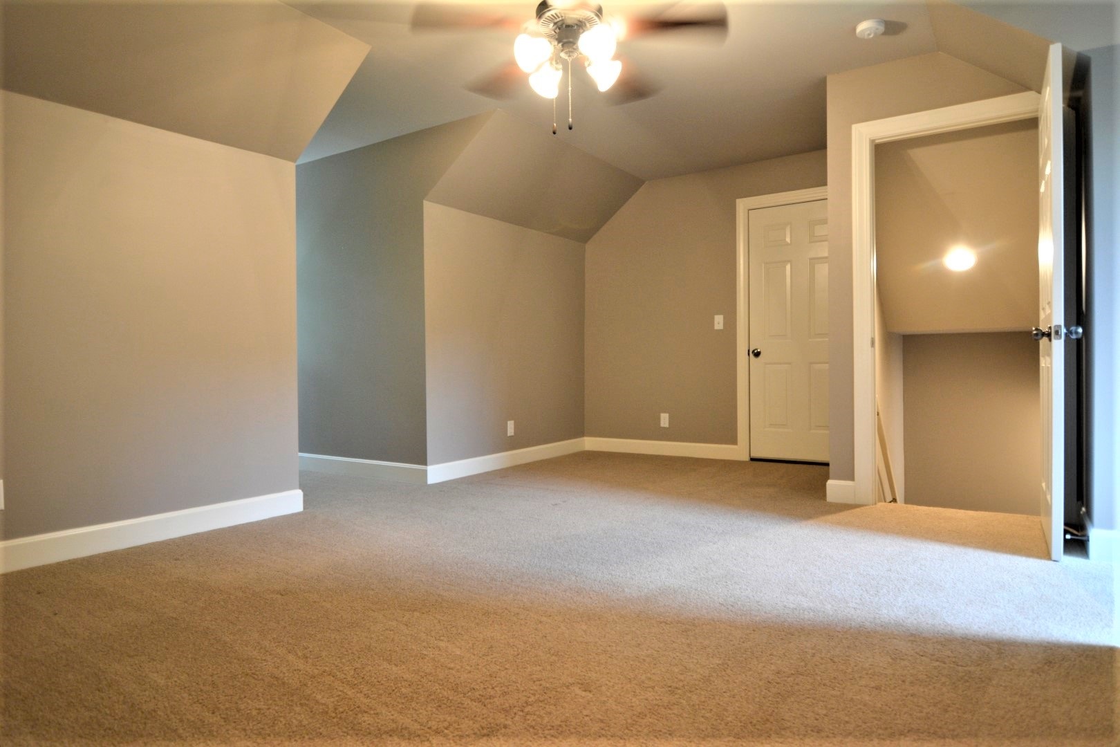 5900 Hausman Road Mount Vernon, IN 47620 - Photo 26 of 35 Gallery Image 26