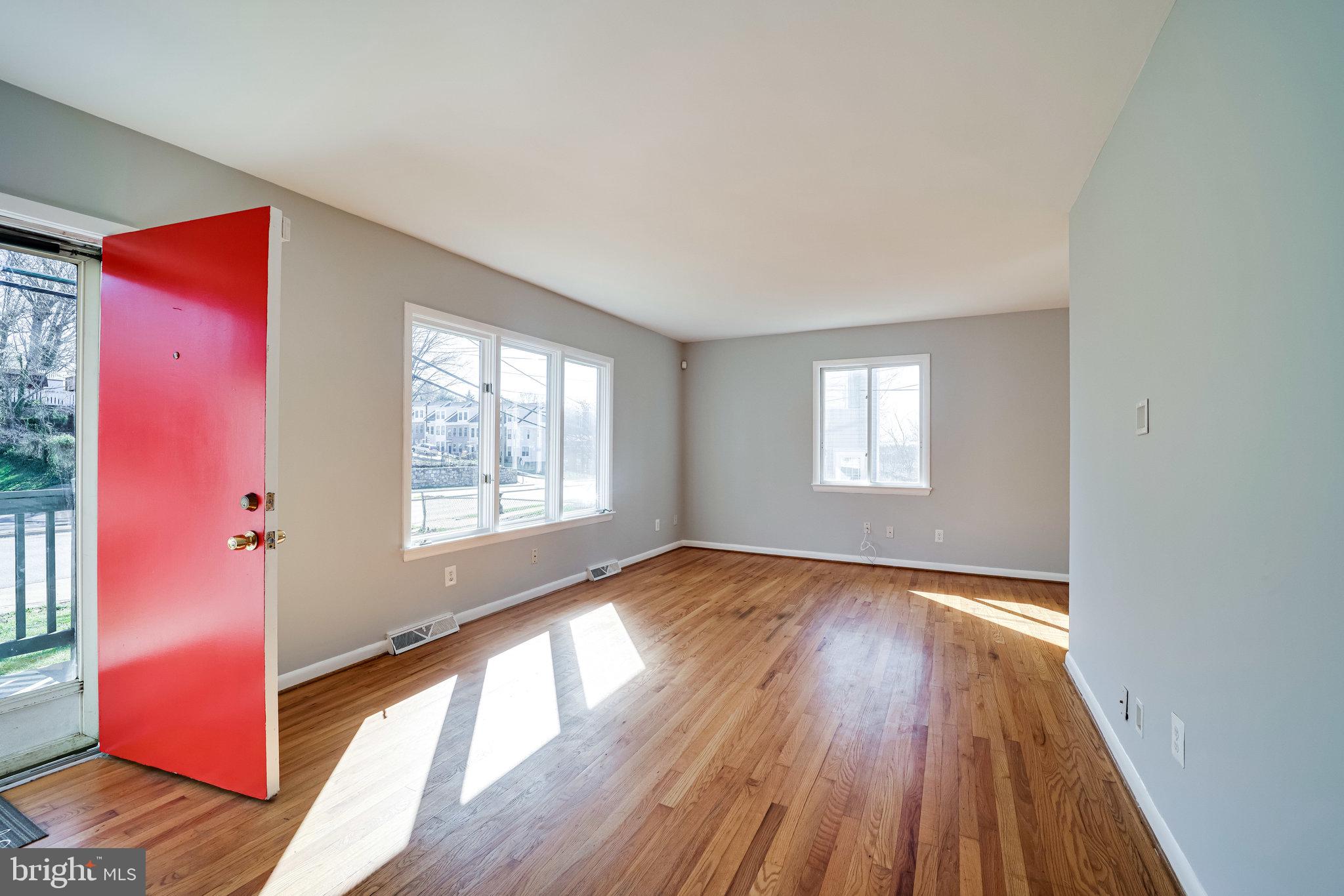 1912 South Glebe Road Arlington, VA 22204 - Photo 11 of 64
