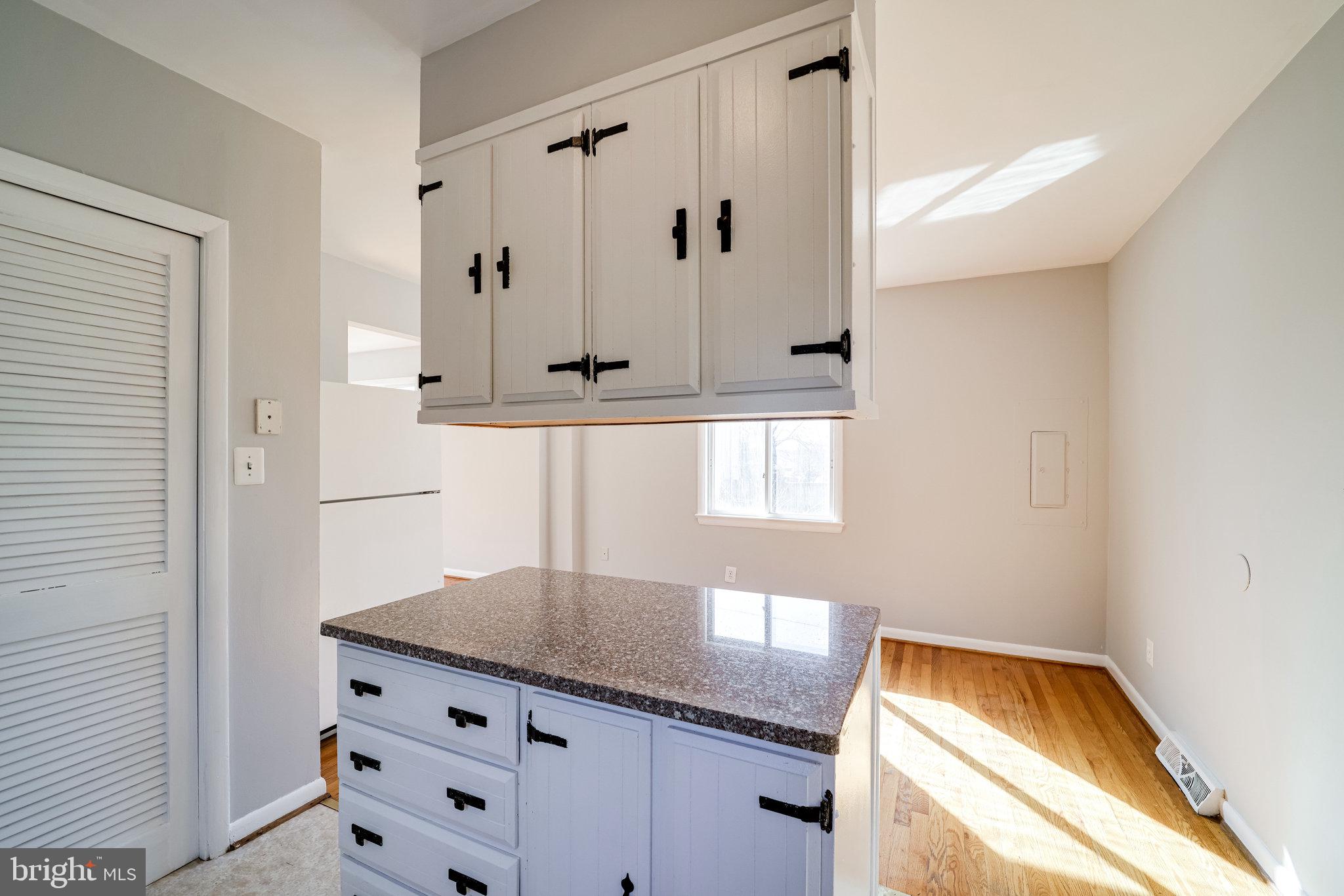 1912 South Glebe Road Arlington, VA 22204 - Photo 21 of 64