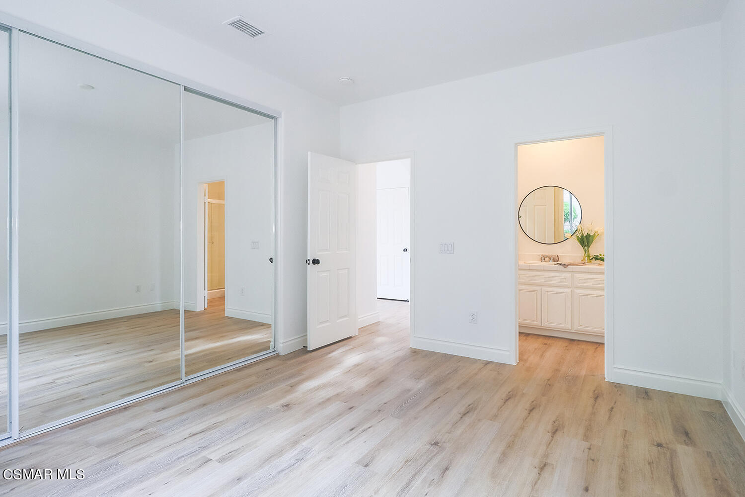 15 Mollison Drive Simi Valley, CA 93065 - Photo 22 of 71 eGuest Bedroom1 and Bath2