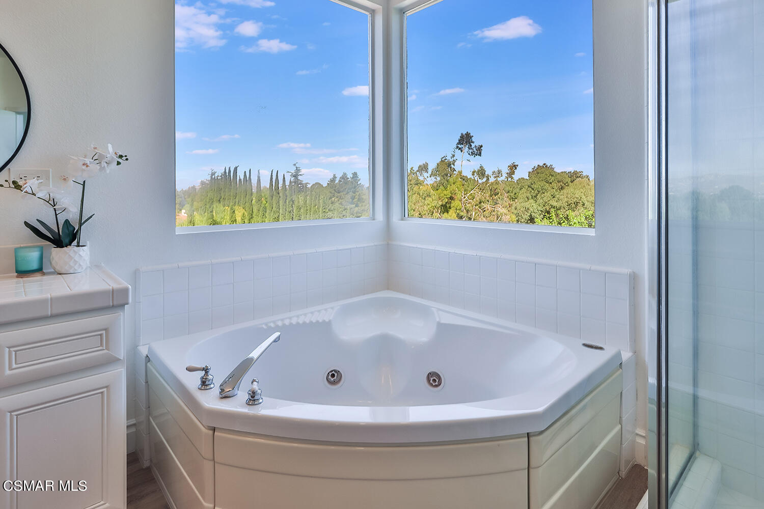 15 Mollison Drive Simi Valley, CA 93065 - Photo 45 of 71 Primary Bedroom Suite9