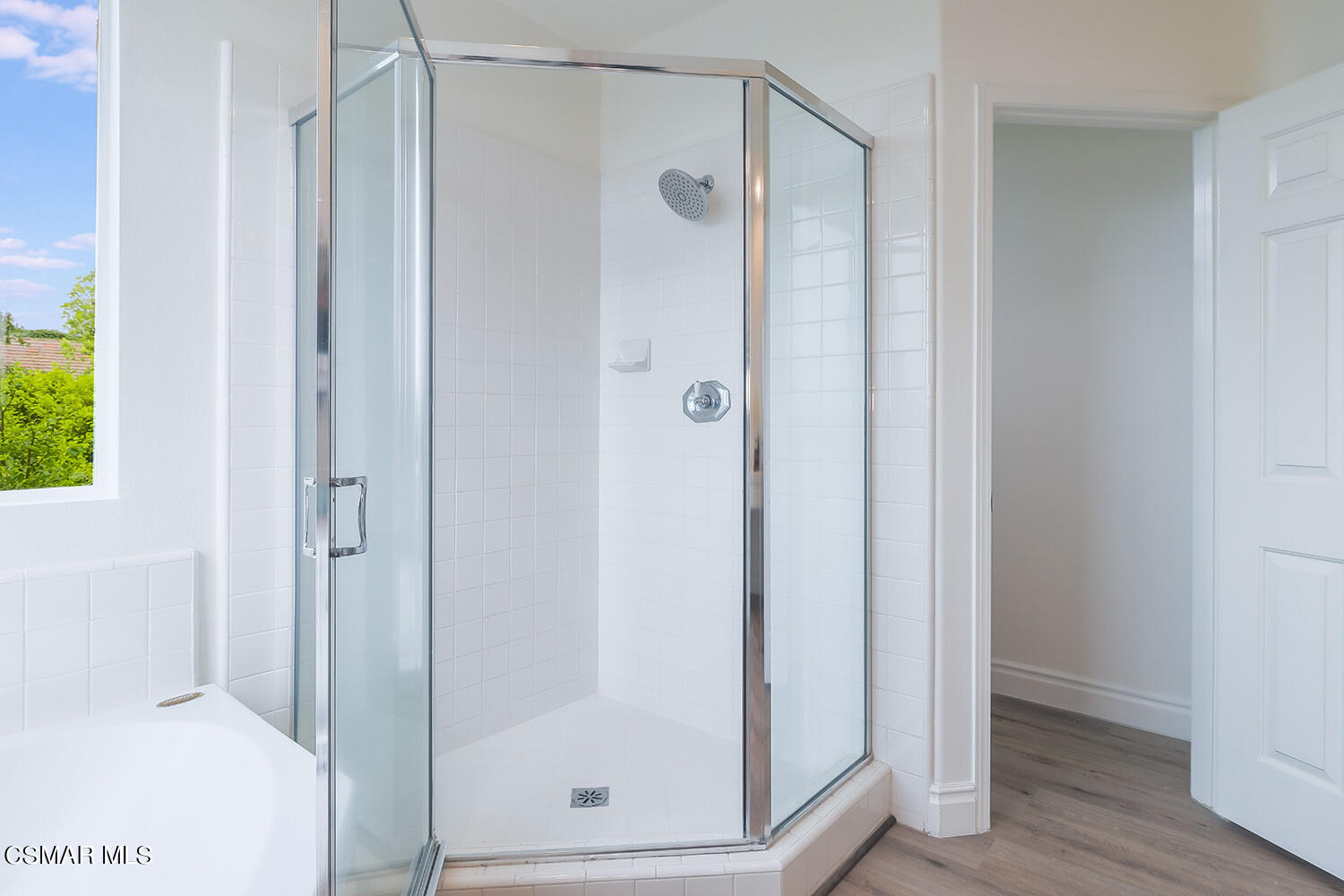 15 Mollison Drive Simi Valley, CA 93065 - Photo 47 of 71 jPrimary Bedroom Suite11