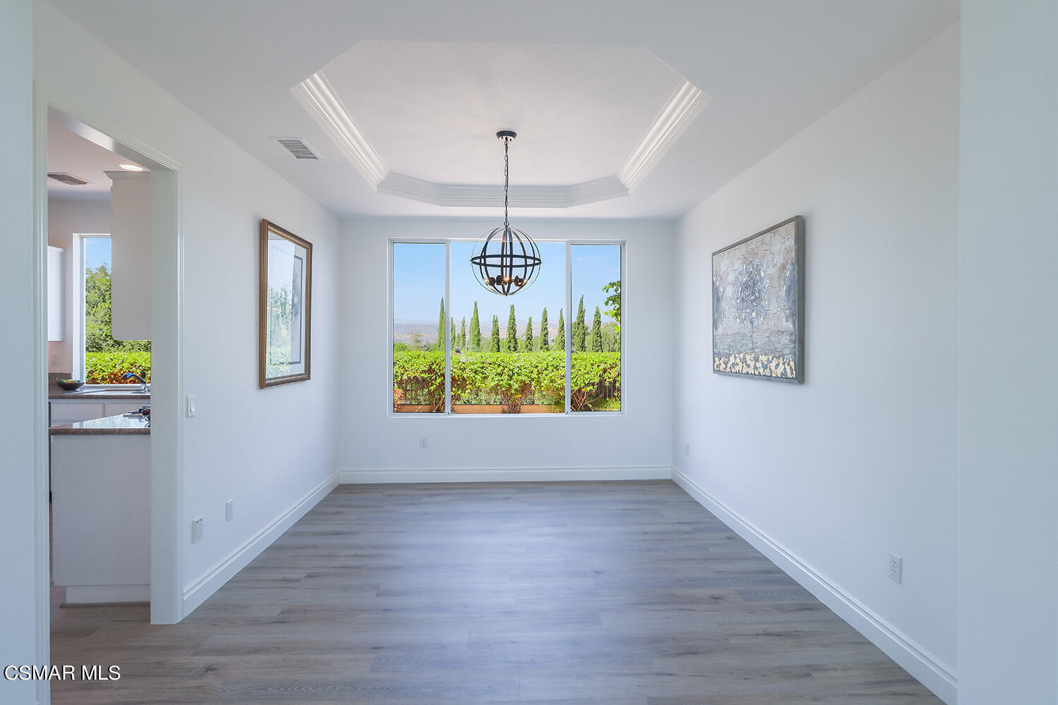 15 Mollison Drive Simi Valley, CA 93065 - Photo 8 of 71 Entry Living and Dining5