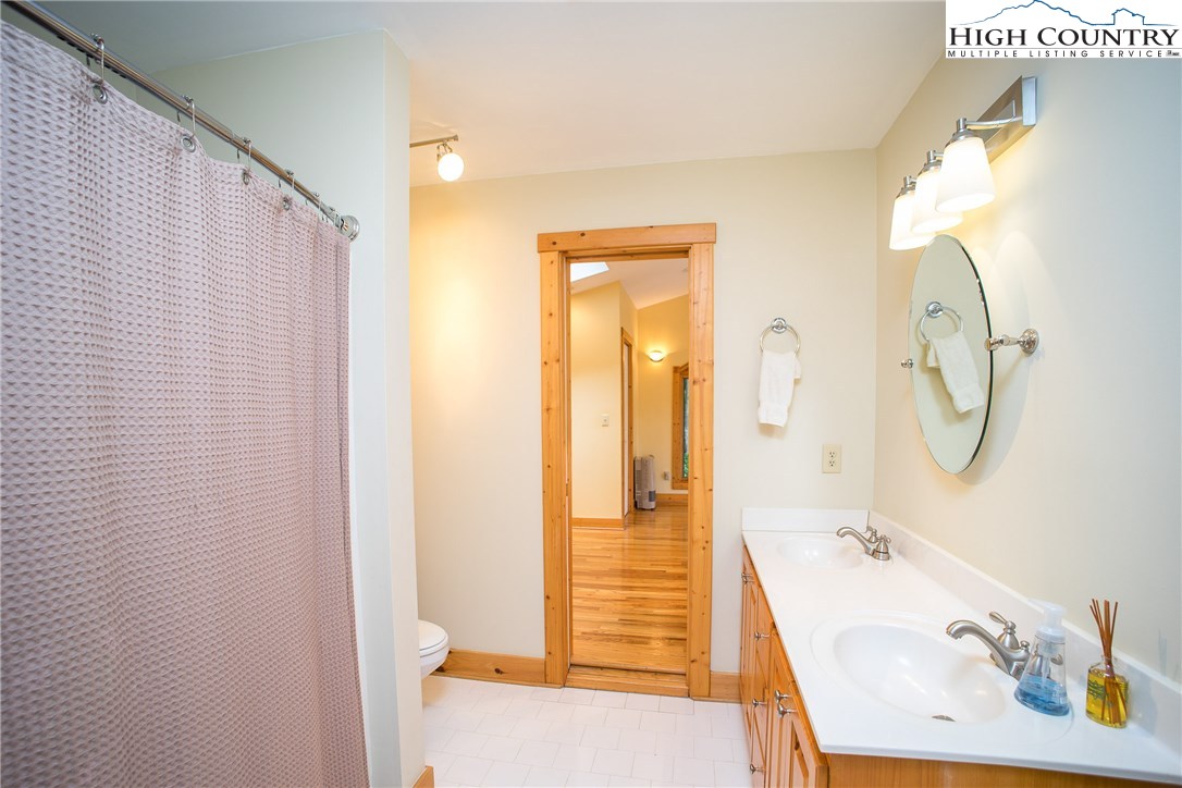 2298 Russ Cornett Road Boone, NC 28607 - Photo 24 of 33 Gallery Image 24
