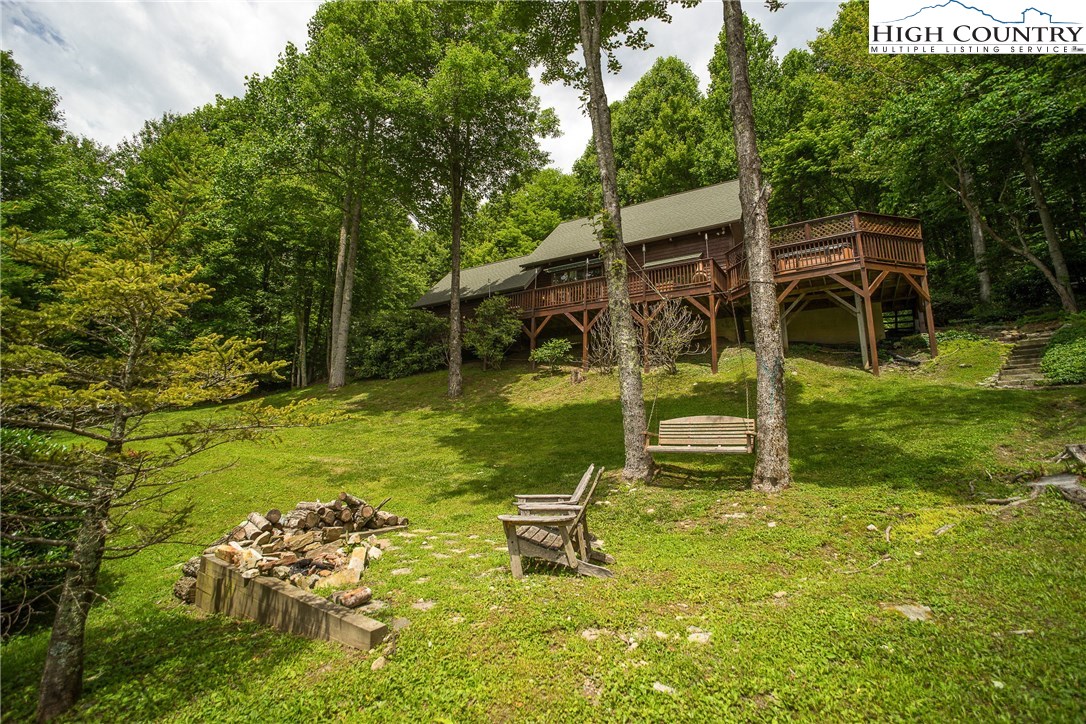 2298 Russ Cornett Road Boone, NC 28607 - Photo 3 of 33 Gallery Image 3
