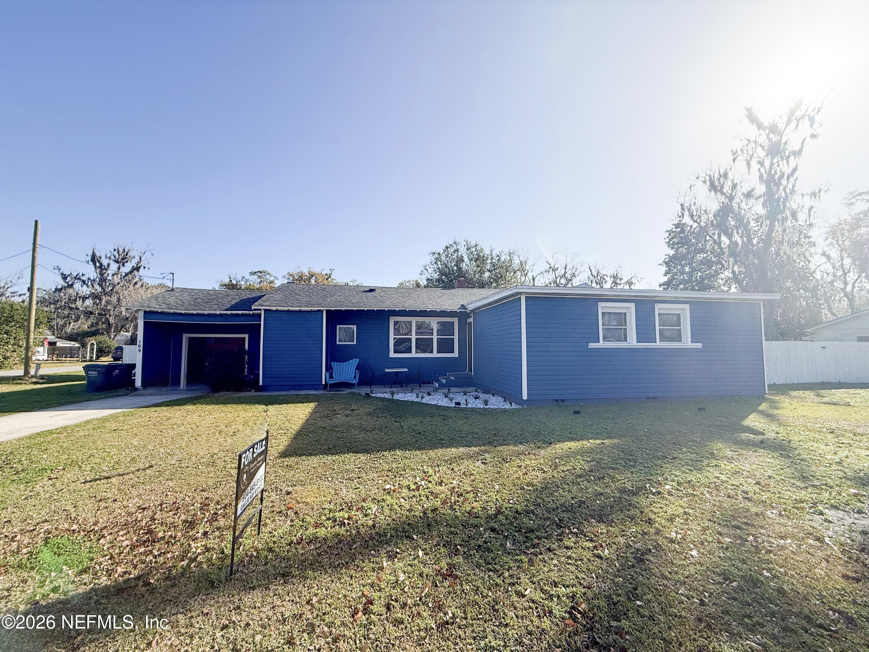 CDBCC163-80B1-46A2-B887-CF5088C087DA