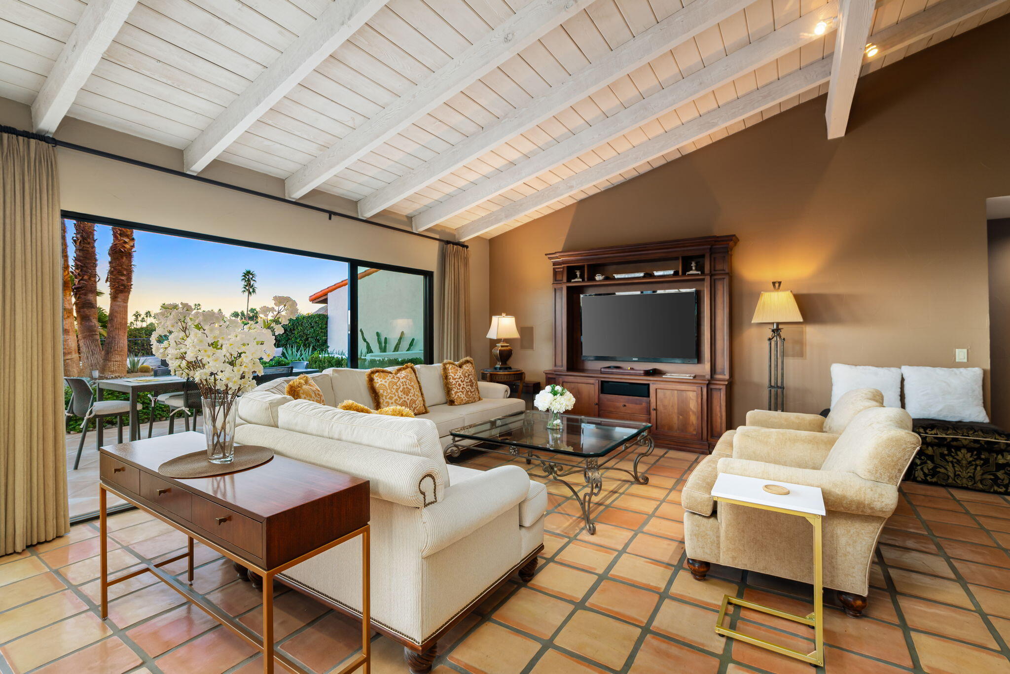 40320 Vía Entrada Rancho Mirage, CA 92270 - Photo 11 of 75 Great Room Open Sliders