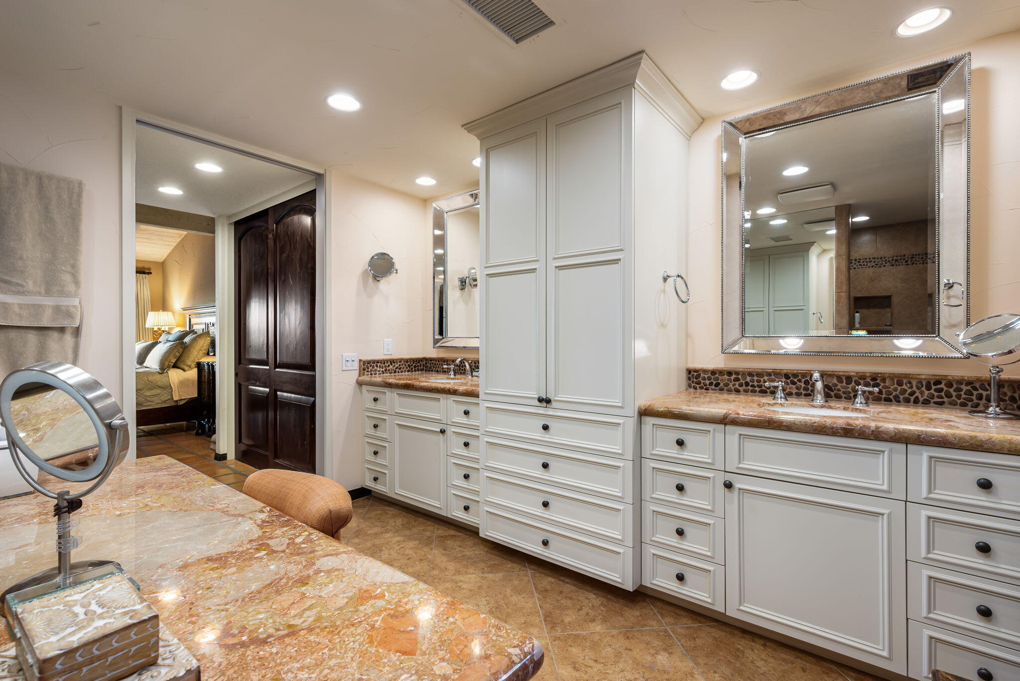 40320 Vía Entrada Rancho Mirage, CA 92270 - Photo 28 of 75 Primary bath