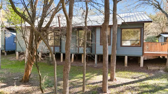 $515,000 | 19517 Scenic Loop Road, Helotes, TX 78023