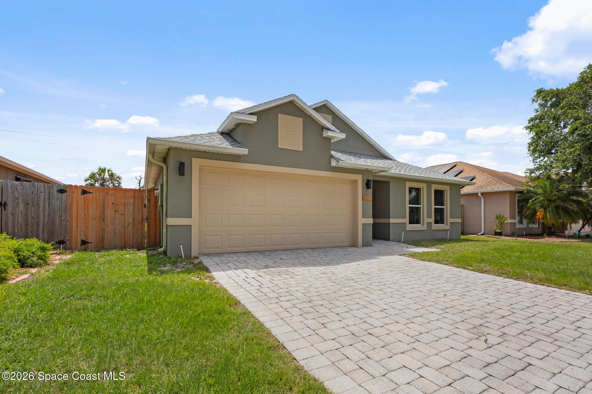 4231 Brantley Circle Rockledge, FL 32955 - Photo 5 of 28 Front Quarter