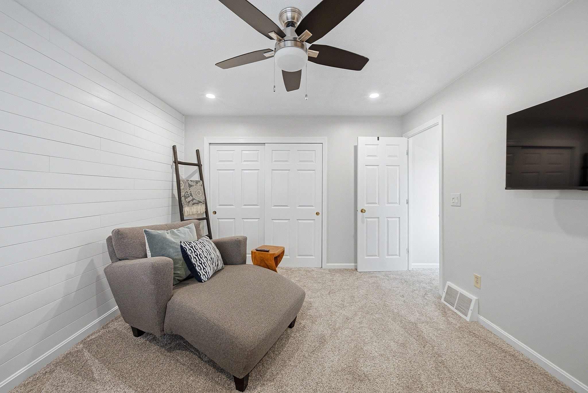 16 Country Club Road, Unit 16 Peabody, MA 01960 - Photo 21 of 41 Gallery Image 21