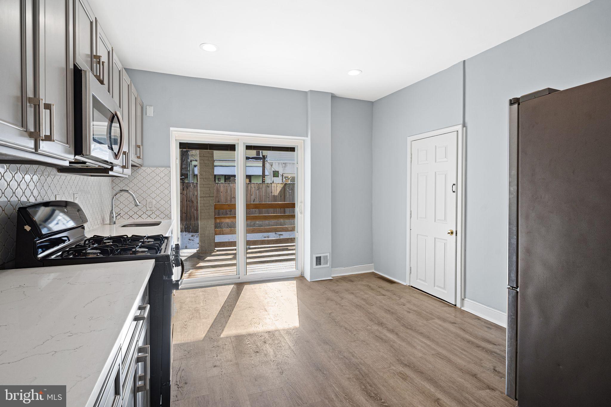 3131 Tulip Street Philadelphia, PA 19134 - Photo 3 of 15