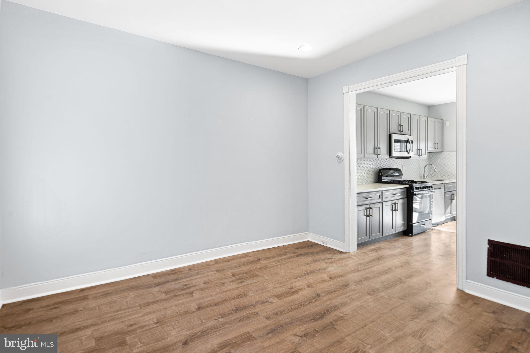 3131 Tulip Street Philadelphia, PA 19134 - Photo 4 of 15