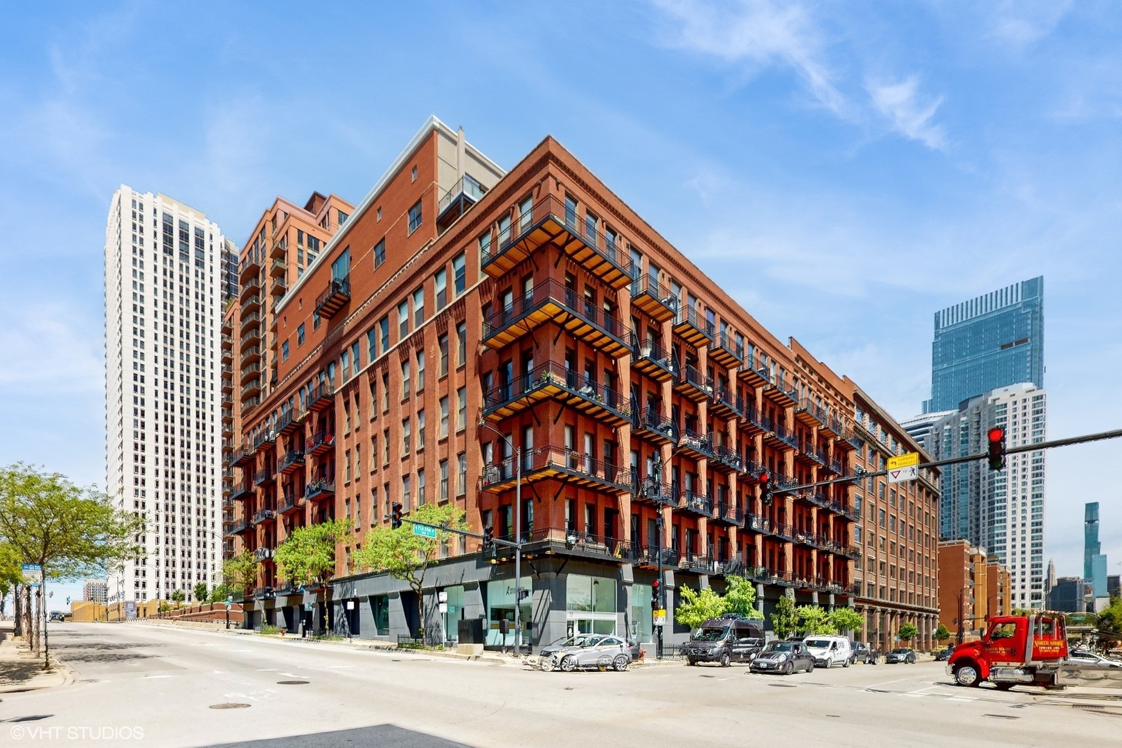616 West Fulton Street, Unit 609 Chicago, IL 60661 - Photo 1 of 23 a front view of a building