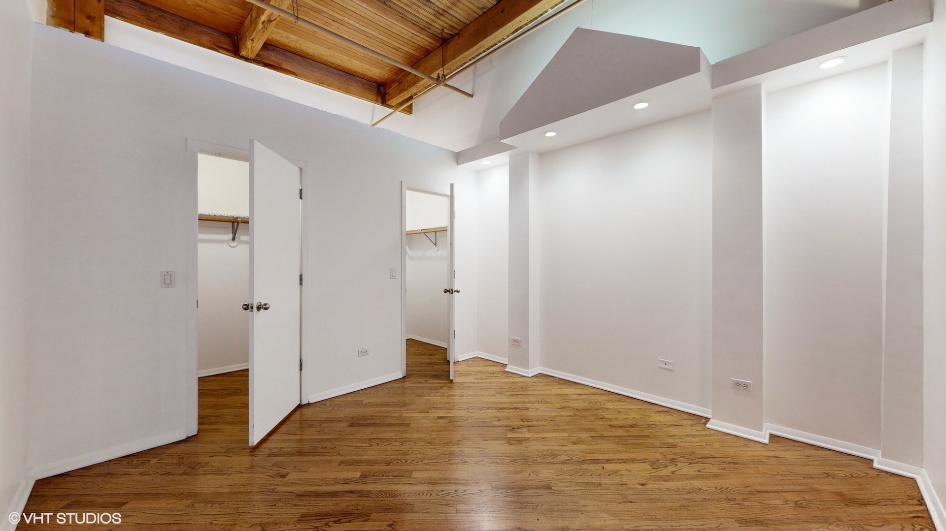 616 West Fulton Street, Unit 609 Chicago, IL 60661 - Photo 22 of 23 a view of empty room