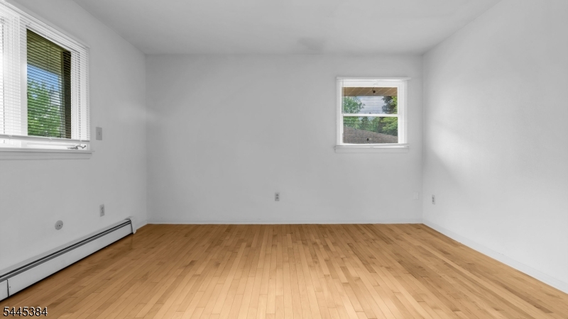 7 Oak Ridge Springfield, NJ 07081 - Photo 21 of 42 Gallery Image 21