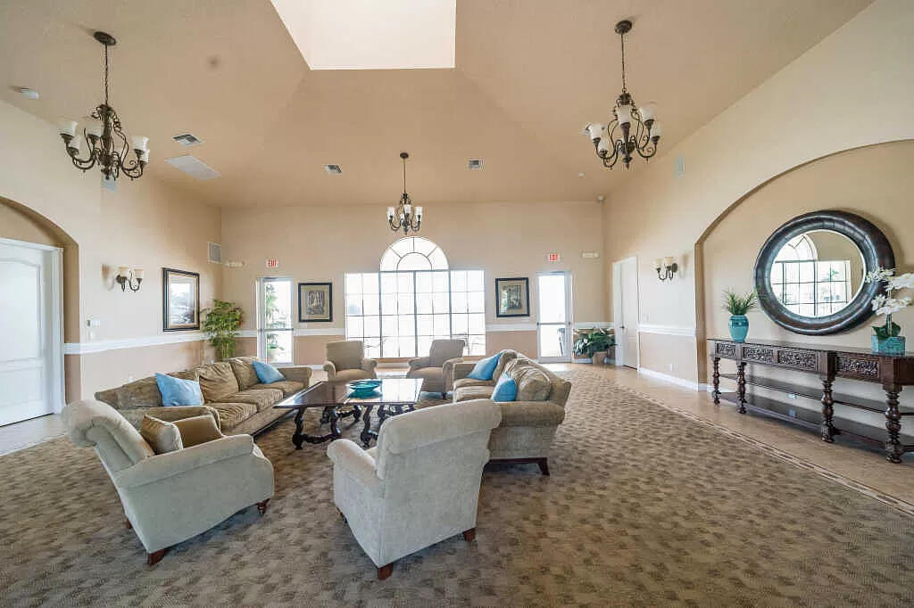 1581 Southeast Conference Circle Stuart, FL 34997 - Photo 33 of 52 Club House Charm