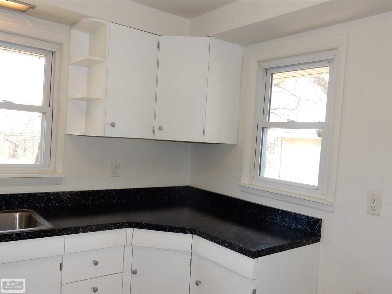 2159 Adams Road Oakland, MI 48363 - Photo 9 of 67 31287304-8.JPG