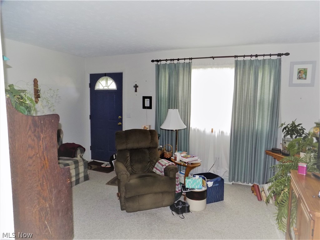 303 Aldrich Road Vermilion, OH 44089 - Photo 4 of 18 Gallery Image 4