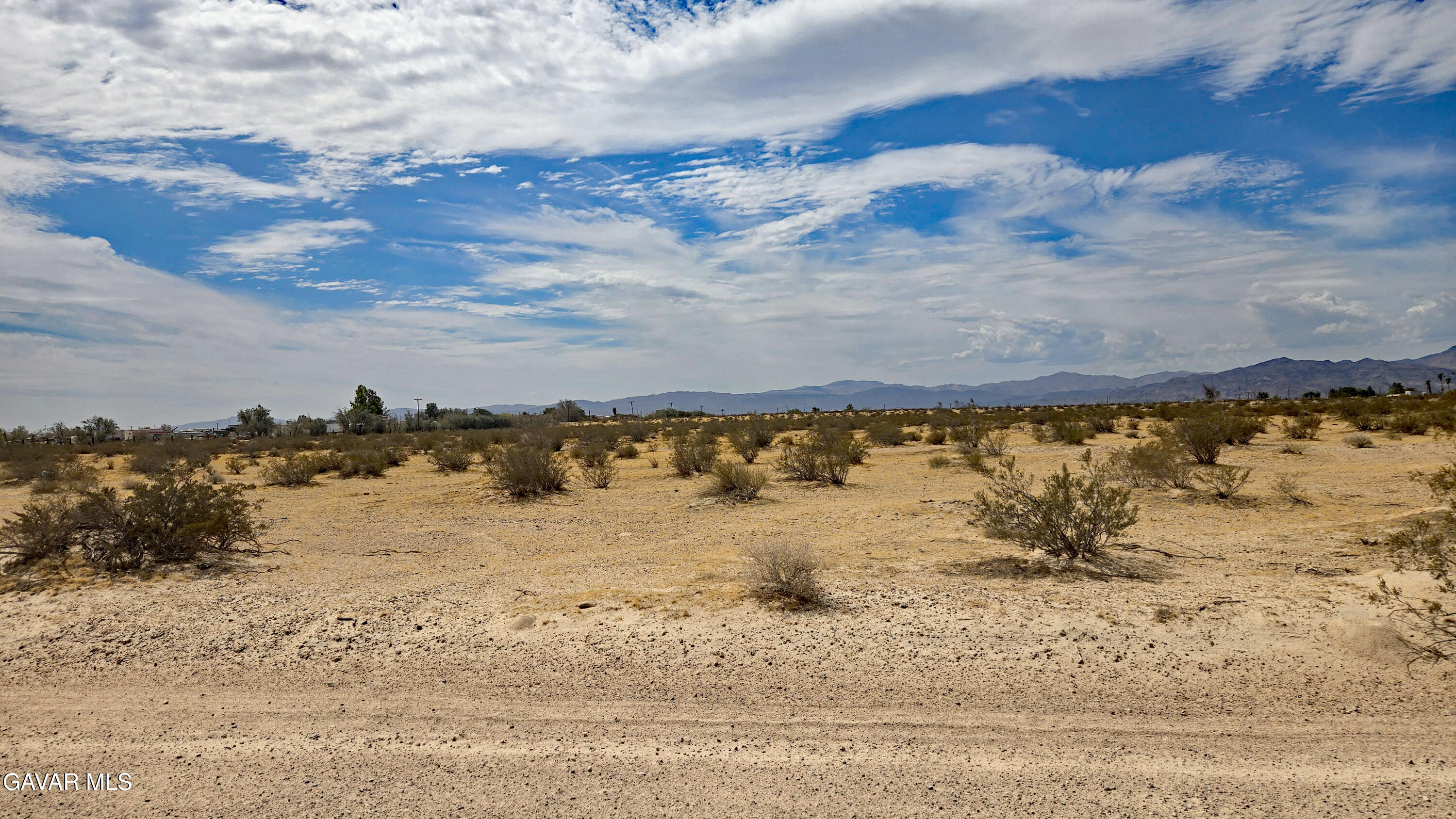 Riverside Road Newberry Springs, CA 92365 - Photo 9 of 23 0532-191-13 (9)