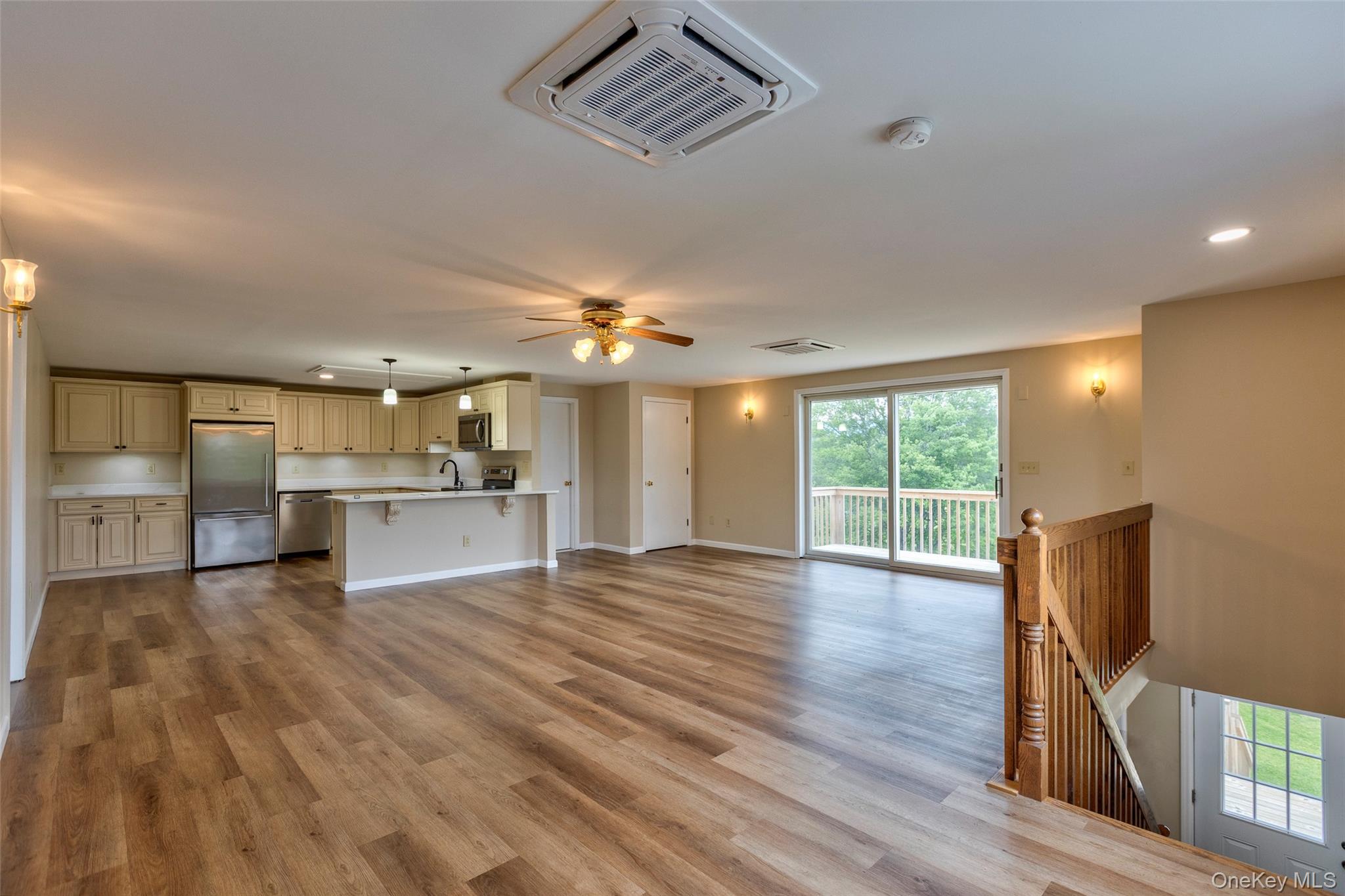 4 Low Road Wallkill, NY 12589 - Photo 27 of 50 upstairs separate apartment with it's own entrance