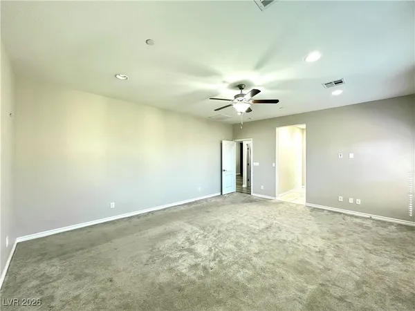 $2,995 | 856 Via Serenelia, Henderson, NV 89011